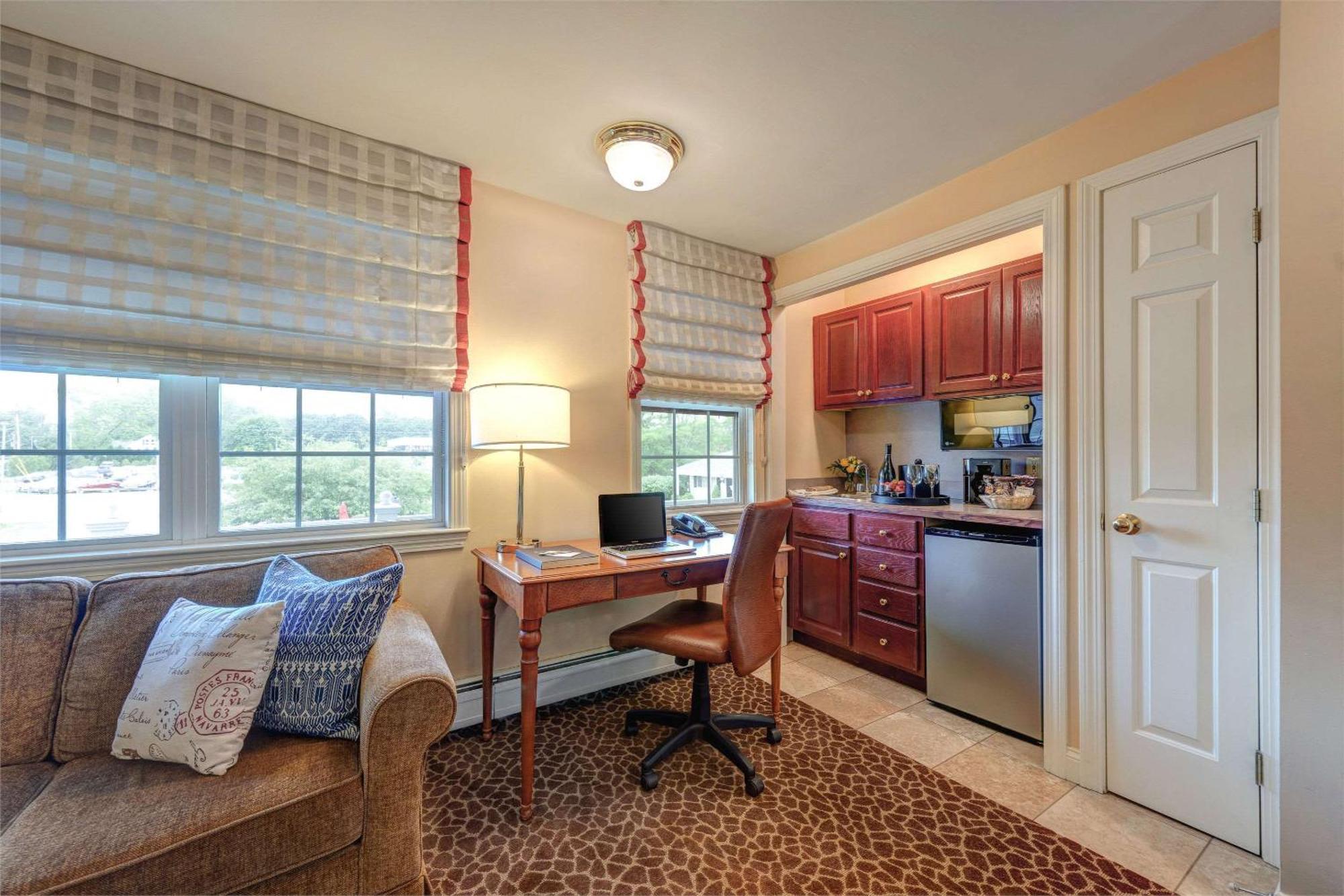 Port Inn And Suites Portsmouth, Ascend Hotel Collection エクステリア 写真